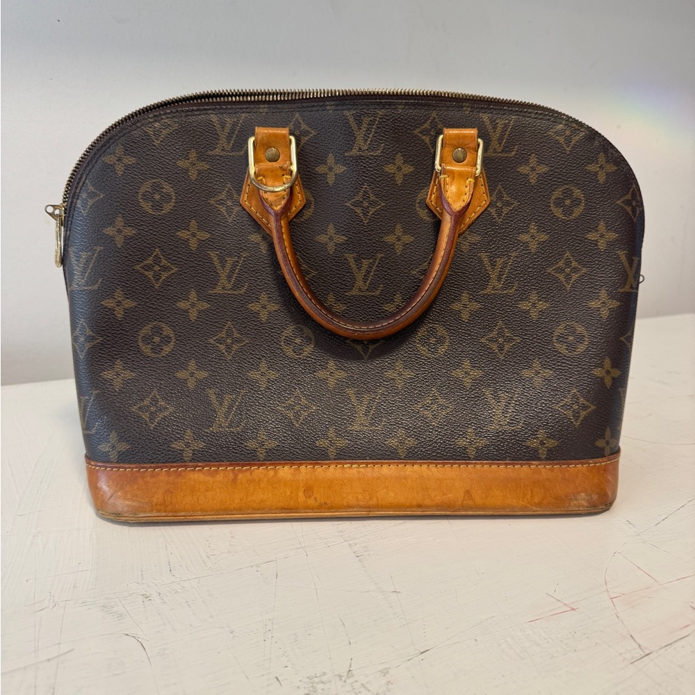 Louis Vuitton Monogram Alma PM Bag - Picture 2 of 9